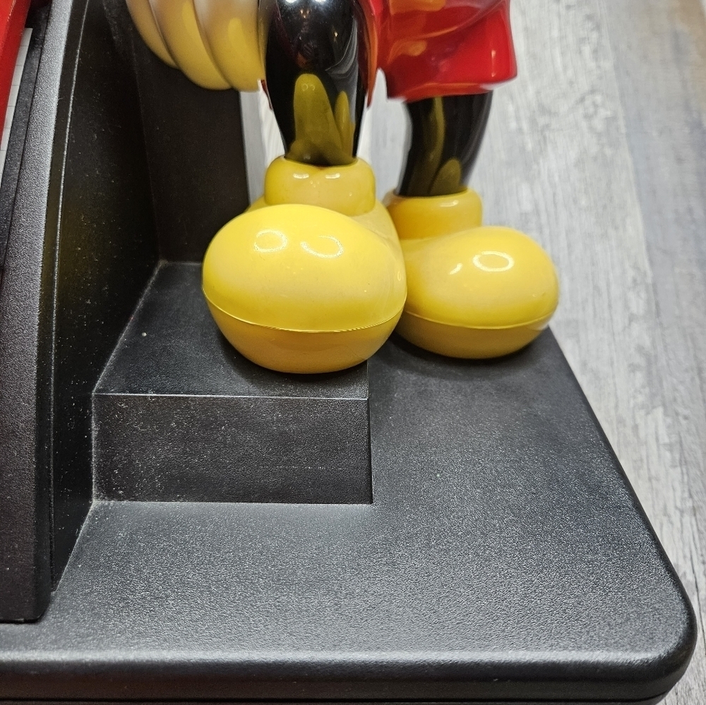 Mickey Mouse Vintage Push Button AT&T phone - Picture 8 of 16
